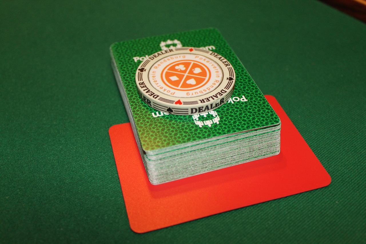 Online Poker Guide Malaysia Beginner Guide 2026 - poker cards chips strategy table
